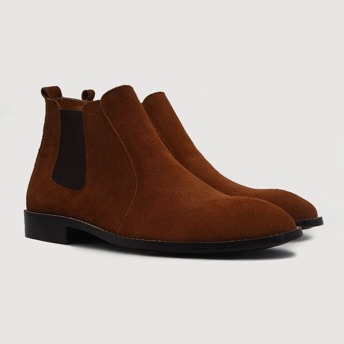Clarkson Chelsea Bruin Suede Leren laarzen voor Heren For Men in Brown Goatskin Suede - Zijaanzicht | Online kopen