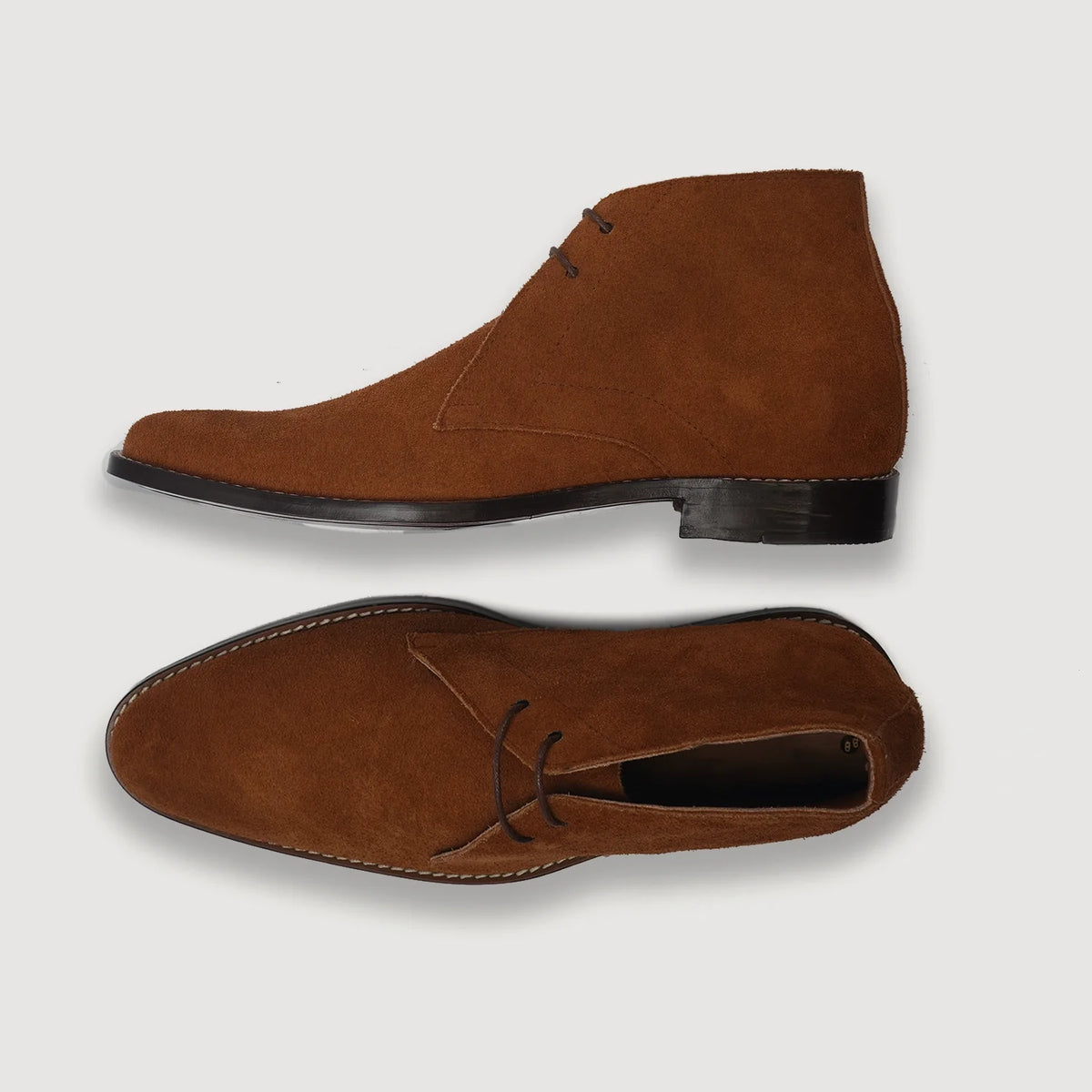 Corry Chukka Bruin Suede Leren laarzen voor Heren For Men - Versterkte hielkap & precisie dubbele stiksels
