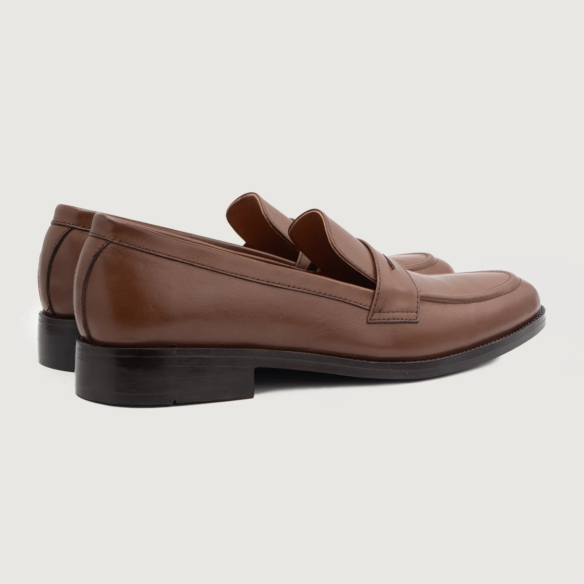 Baxton Bruin Leren loafers voor Heren - Versterkte hielkap & precisie dubbele stiksels