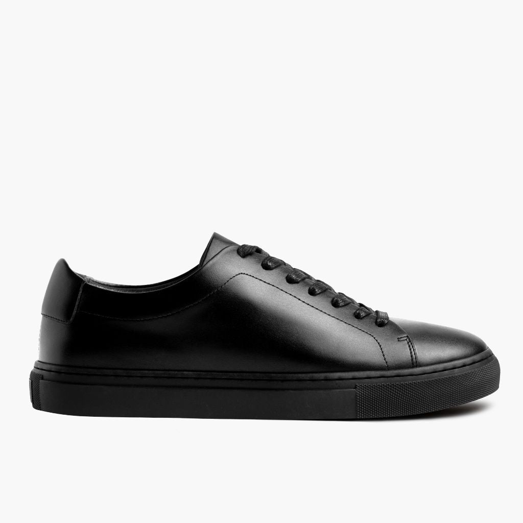Black Full-Grain leather Sneakers - Goodyear-welt constructie & neusdetail
