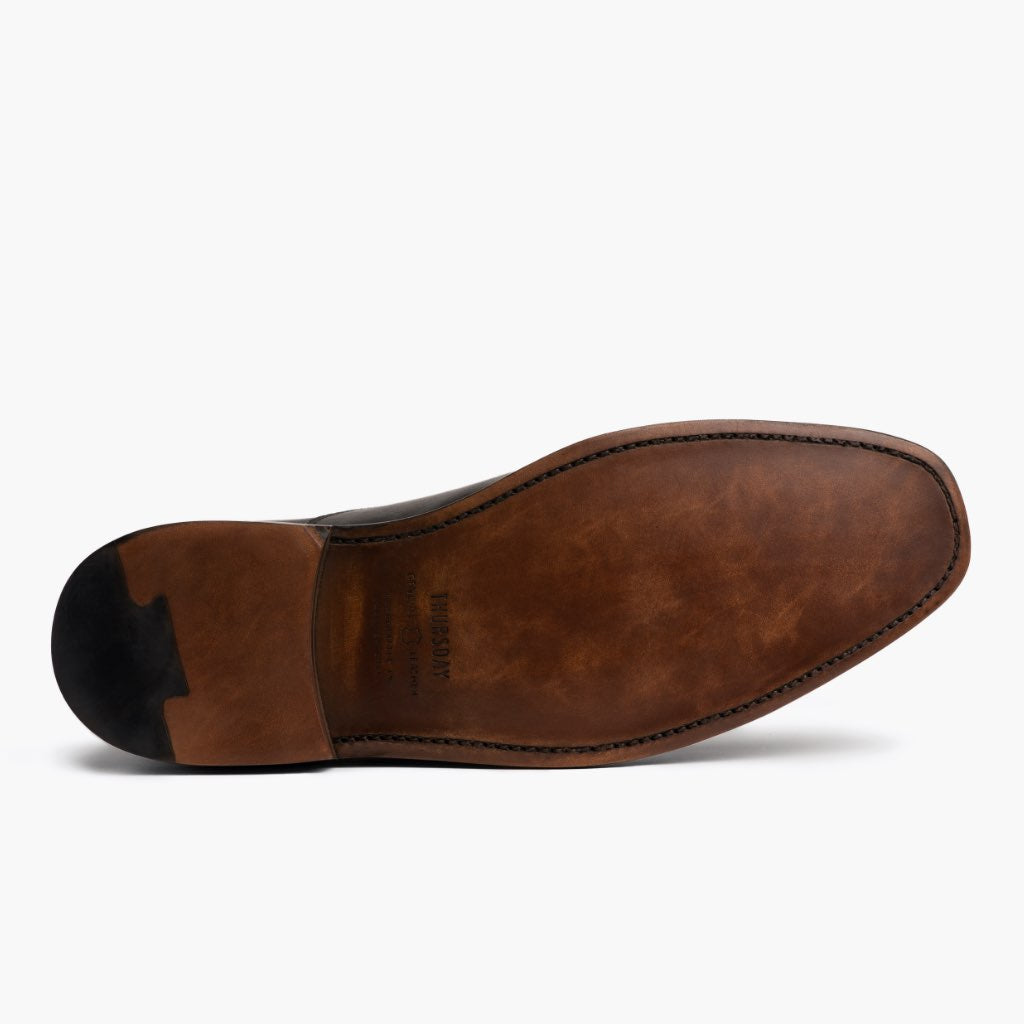 High-Traction Rubber Outsole & Lug Tread Pattern on Executive Zwart Leren sneakers voor Heren