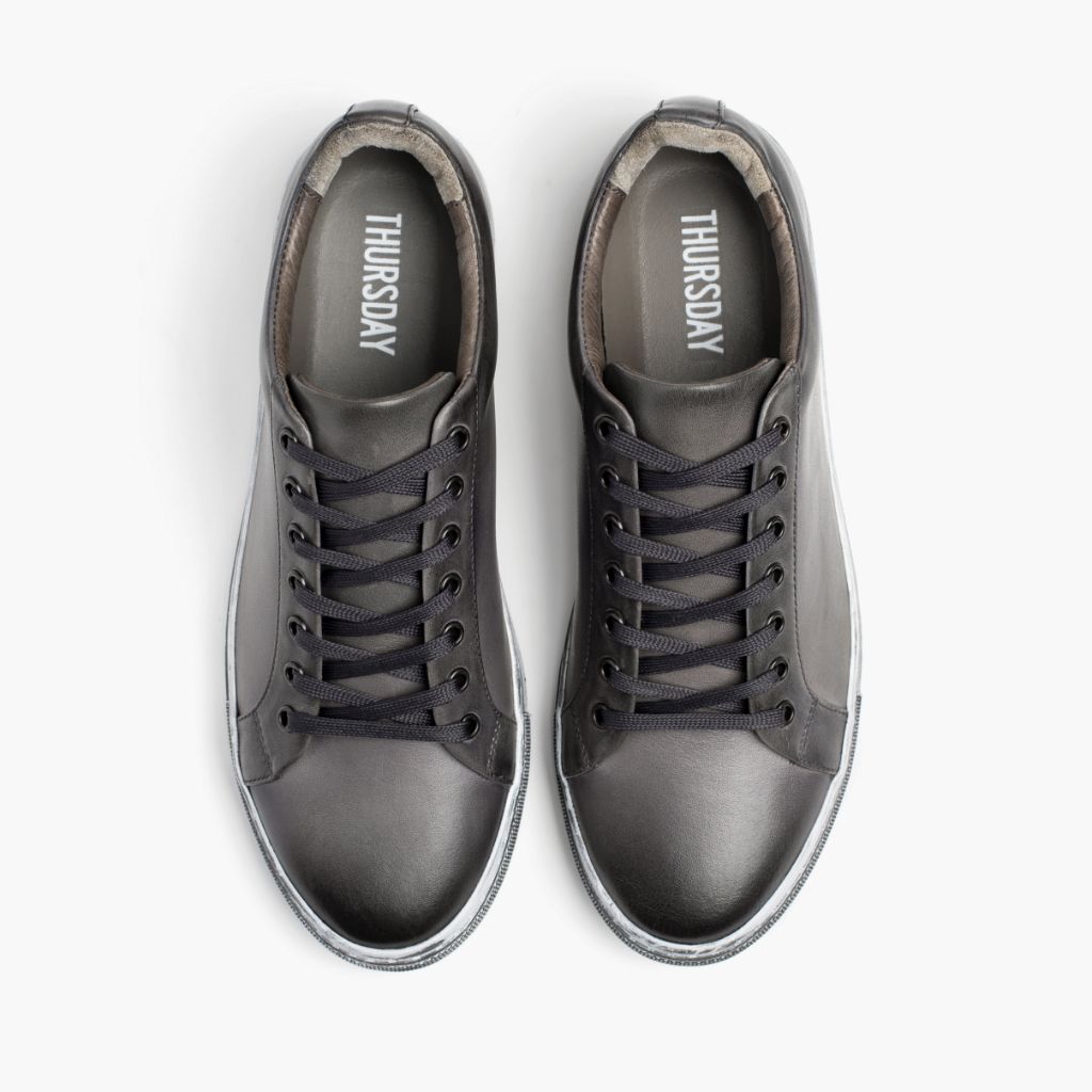 Premier Low Top Distressed Grey Leren sneakers voor Heren For Men - Versterkte hielkap & precisie dubbele stiksels