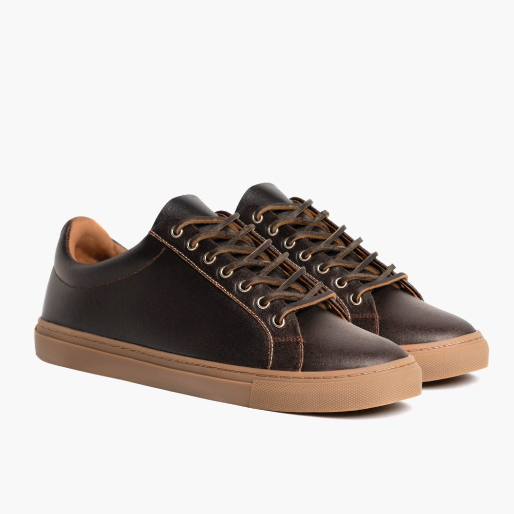 Premier Low Top Cacao Leren sneakers voor Heren For Men in Classic Full-Grain Leather - Zijaanzicht | Online kopen