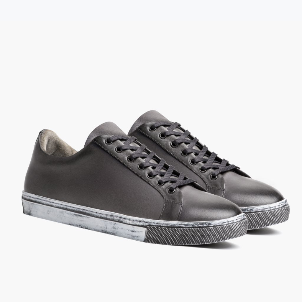 Premier Low Top Distressed Grey Leren sneakers voor Heren For Men in Grey Full-Grain Leather - Zijaanzicht | Online kopen