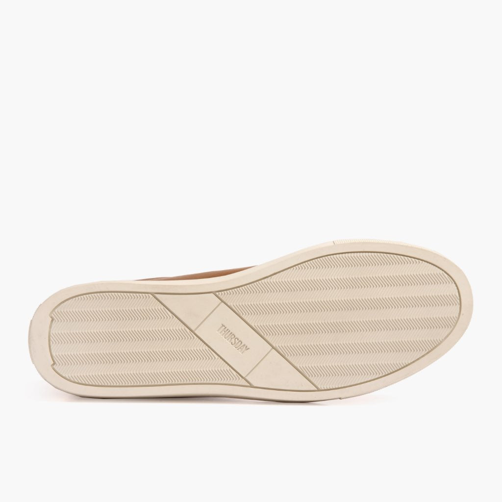 High-Traction Rubber Outsole & Lug Tread Pattern on Premier Low Top Toffee Leren sneakers voor Heren For Men