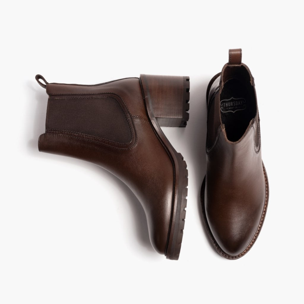 High-Traction Rubber Outsole & Lug Tread Pattern on Knockout Chocolate Leren laarzen voor Dames