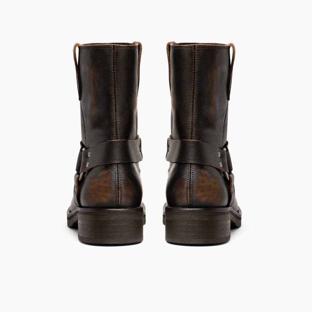 High-Traction Rubber Outsole & Lug Tread Pattern on Outlaw Vintage Bruin Leren laarzen voor Dames