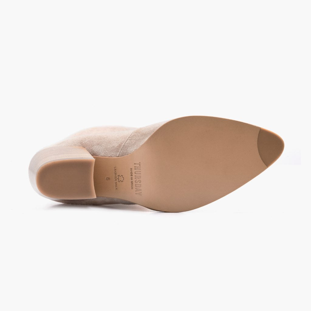 High-Traction Rubber Outsole & Lug Tread Pattern on Tempest Sand Leren laarzen voor Dames