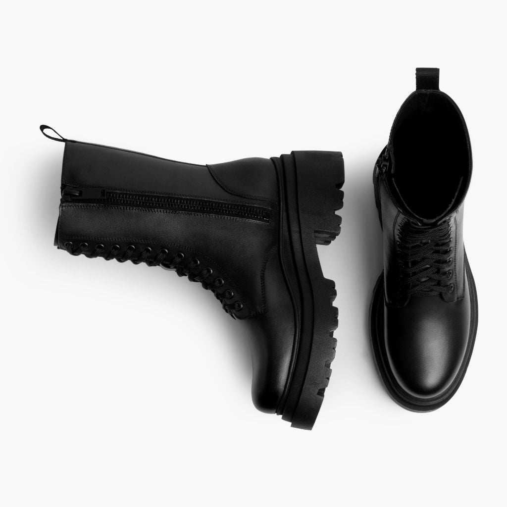 High-Traction Rubber Outsole & Lug Tread Pattern on Fatale Zwart Leren laarzen voor Dames