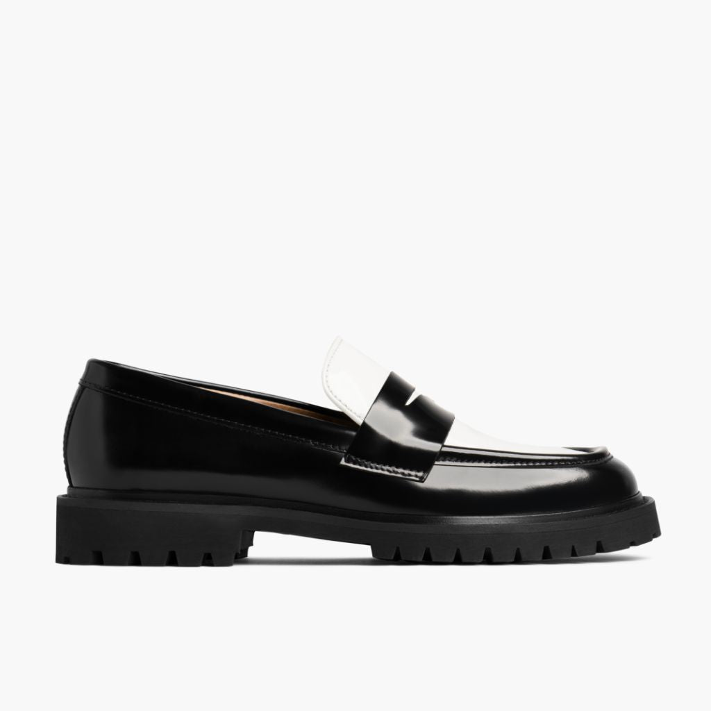 Black Full-Grain leather Loafers - Goodyear-welt constructie & neusdetail