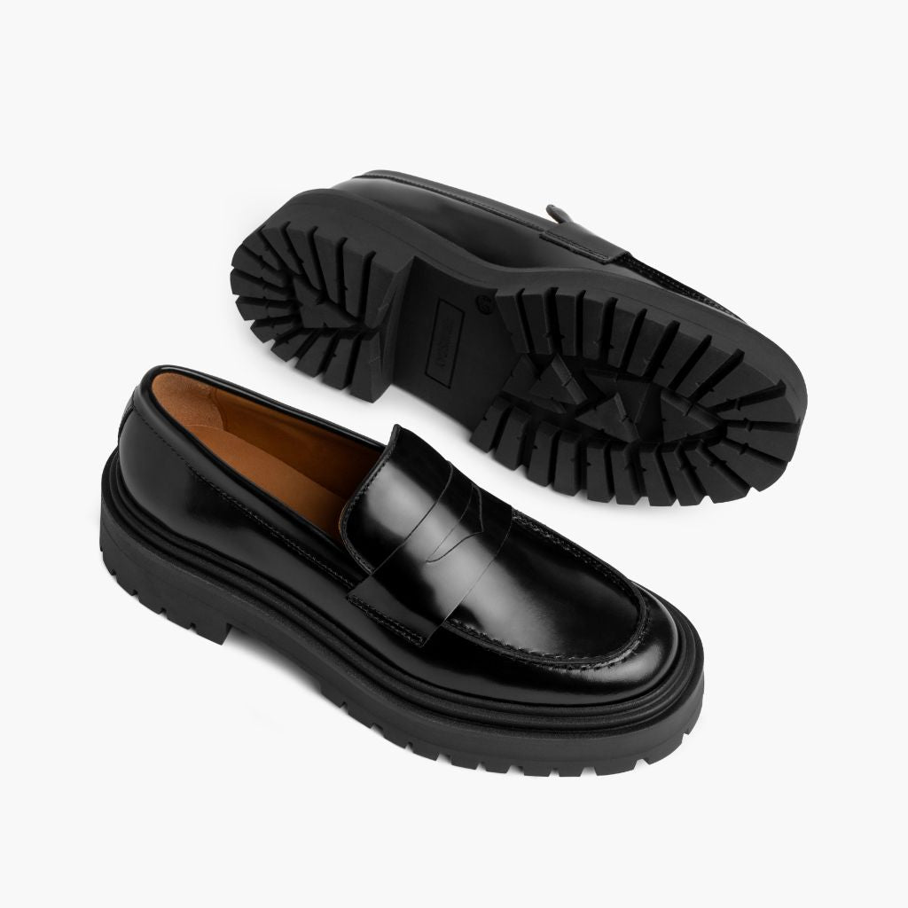 High-Traction Rubber Outsole & Lug Tread Pattern on Penny Platform Zwart Leren loafers voor Dames