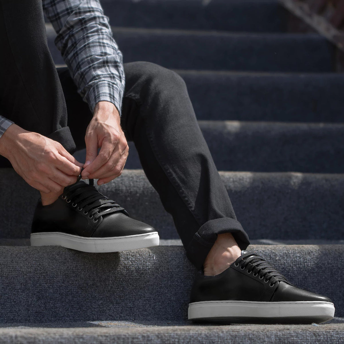 High-Traction Rubber Outsole & Lug Tread Pattern on Murphy Low Top Zwart Leren sneakers voor Heren