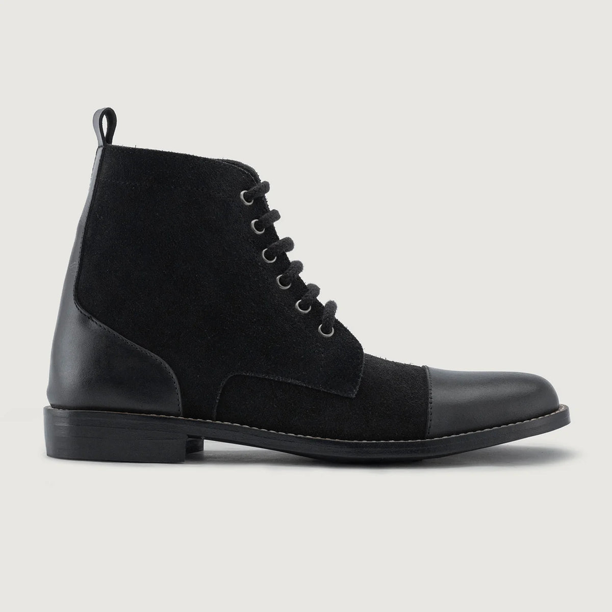 Black Full-Grain leather Boots - Goodyear-welt constructie & neusdetail