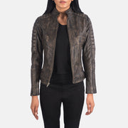 
Adalyn Gewatteerd Distressed Bruin Leren Bikerjack voor Dames in Distressed Brown Goatskin Leather - Vooraanzicht & getailleerd silhouet | Online kopen