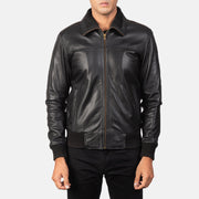 Close-Up Detail of Rib Knit &amp; Zipper Hardware on Men's Air Rolf Zwart Leren Bomberjack voor Heren