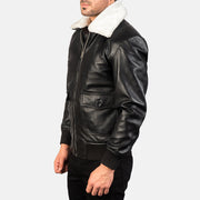 
Black Sheepskin Leather Bomber Jacket - Achteraanzicht met getailleerde schouders & strakke zoom