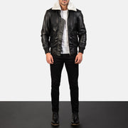
Airin G-1 Black & White Leather Bomber Jacket - Zijaanzicht met ergonomische mouwsnede