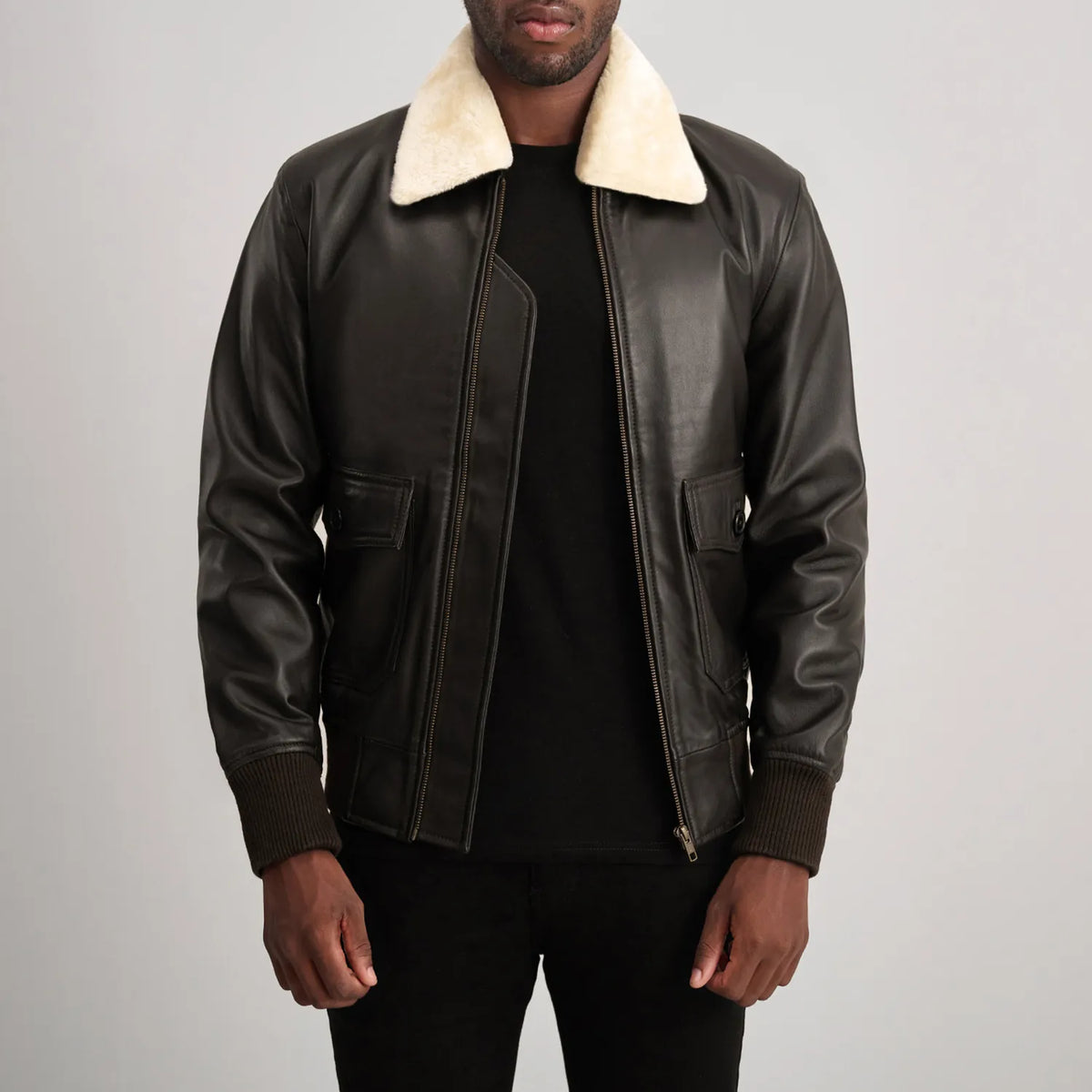 
Airin G-1 Bruin & Cream Leren Bomberjack voor Heren in Brown Sheepskin Leather - Vooraanzicht & getailleerd silhouet | Online kopen