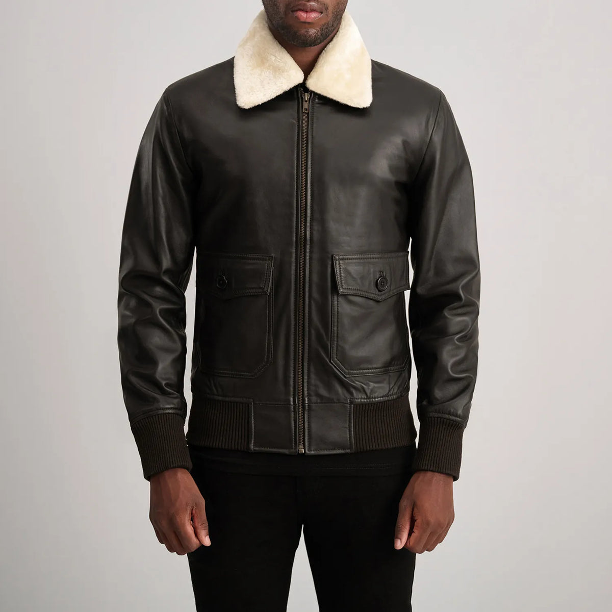 
Detailopname of Shirt with Removable Fur & Zipper Hardware on Airin G-1 Bruin & Cream Leren Bomberjack voor Heren