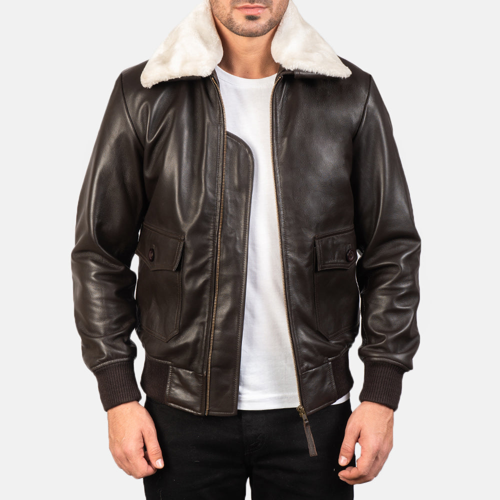 
Airin G-1 Bruin Leren Bomberjack voor Heren in Brown Sheepskin Leather - Vooraanzicht & getailleerd silhouet | Online kopen