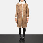 Women's Alina Shearling Bruin Leren Jas voor Dames - Lateral Side Profile View Showing Sleeve Cut &amp; Athletic Taper Fit