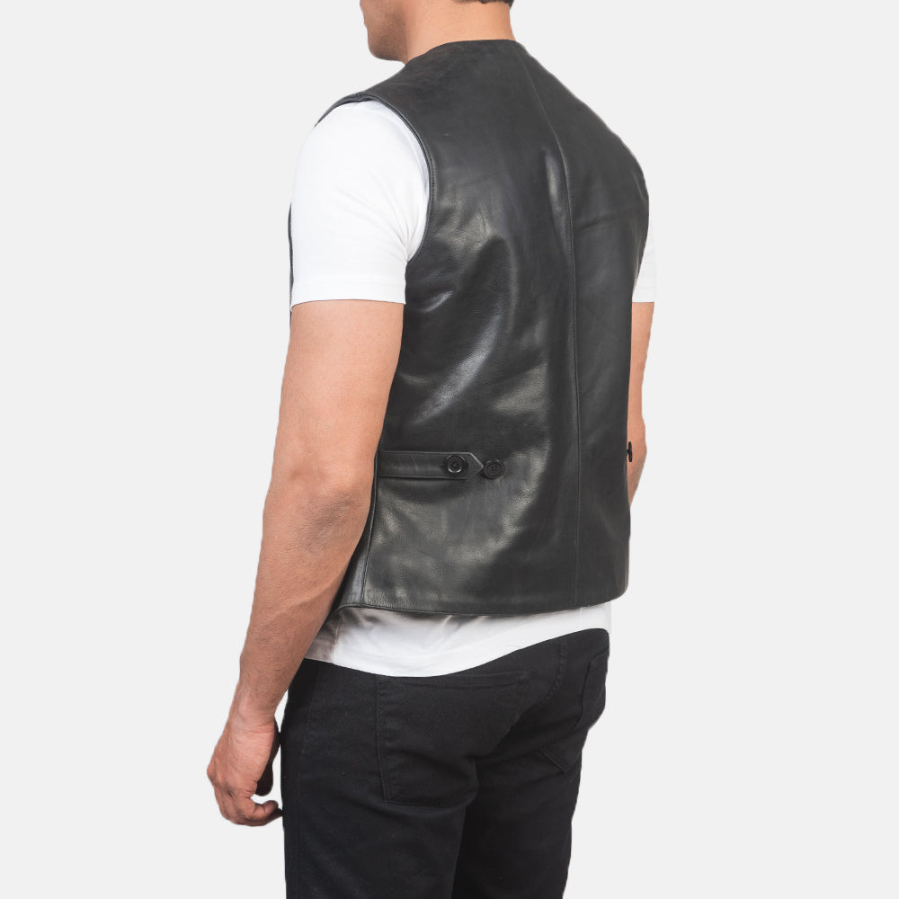 
Authentic Cowhide Leather met pull-up leernerfstructuur & zware stiknaden