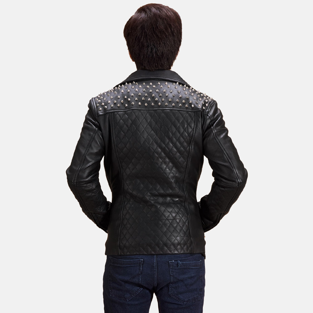 Close-Up Detail of Notch &amp; Zipper Hardware on Men's Zwart Studded Leren Bikerjack voor Heren