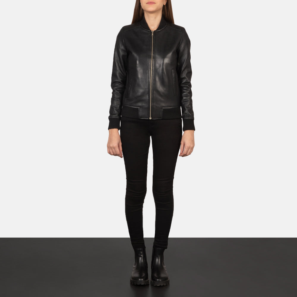 Women's Bliss Zwart Leren Bomberjack voor Dames - Lateral Side Profile View Showing Sleeve Cut &amp; Athletic Taper Fit