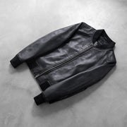 Rib Knit &amp; Hem Craftsmanship Construction Detail on Women's Bliss Zwart Leren Bomberjack voor Dames