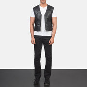 Men's Brandon Zwart Leren Gilet voor Heren - Lateral Side Profile View Showing Sleeve Cut &amp; Athletic Taper Fit