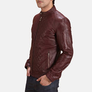 
Maroon Sheepskin Leather Biker Jacket - Achteraanzicht met getailleerde schouders & strakke zoom