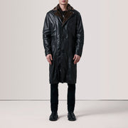 
Black Sheepskin Leather Aviator Jacket - Achteraanzicht met getailleerde schouders & strakke zoom
