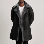 
Charles Brown Suede Leather Shearling Double-Breasted Coat in Brown Goatskin Suede - Vooraanzicht & getailleerd silhouet | Online kopen