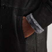 
Binnenweergave Showing Fully Faux Fur-Lined & Twee functionele binnenzakken