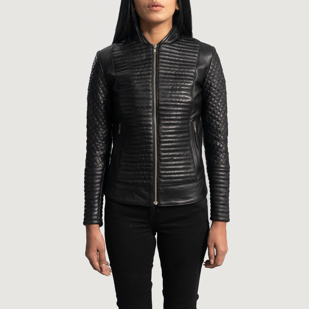 Women's Cityscape Zwart Leren Bikerjack voor Dames in Black Sheepskin Leather - Front Profile View &amp; Tailored Silhouette | Buy Online