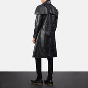 Men's Classic Zwart Leather Duster voor Heren - Lateral Side Profile View Showing Sleeve Cut &amp; Athletic Taper Fit