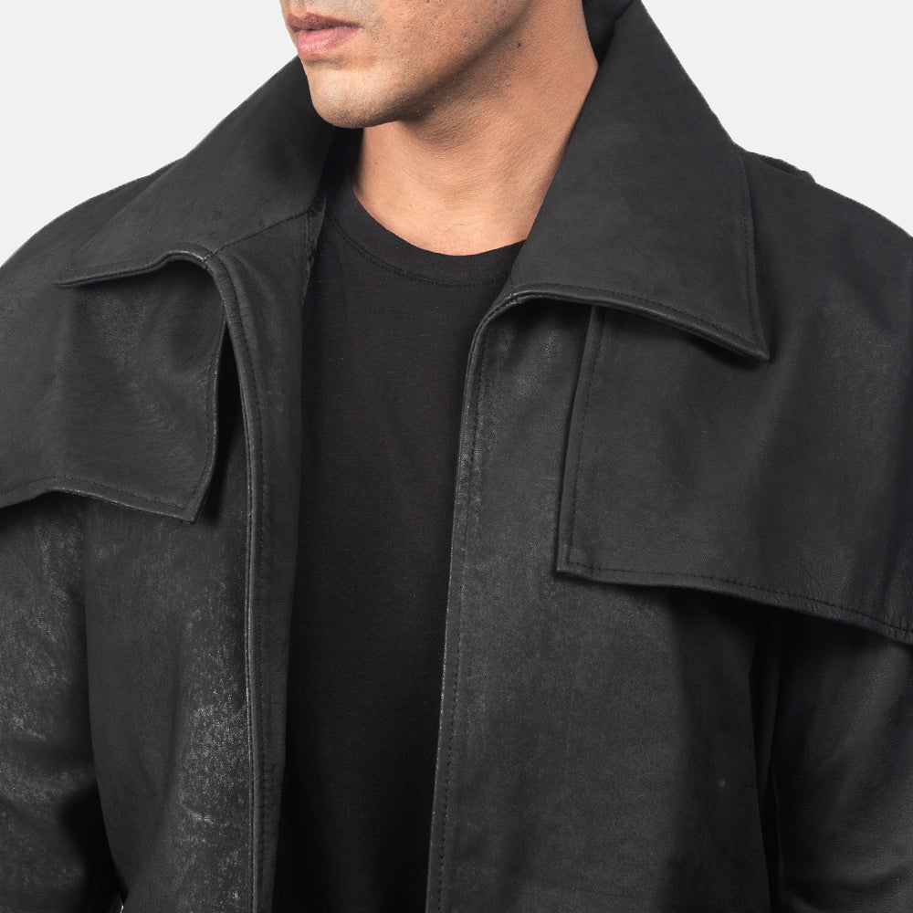 
Detailopname of Classic Collar & Heavy-Duty Zipper Hardware on Classic Distressed Zwart Leather Duster voor Heren