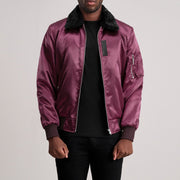 Clyde B-15 Kastanjebruin Leren Bomberjack voor Heren - Lateral Side Profile View Showing Sleeve Cut &amp; Athletic Taper Fit