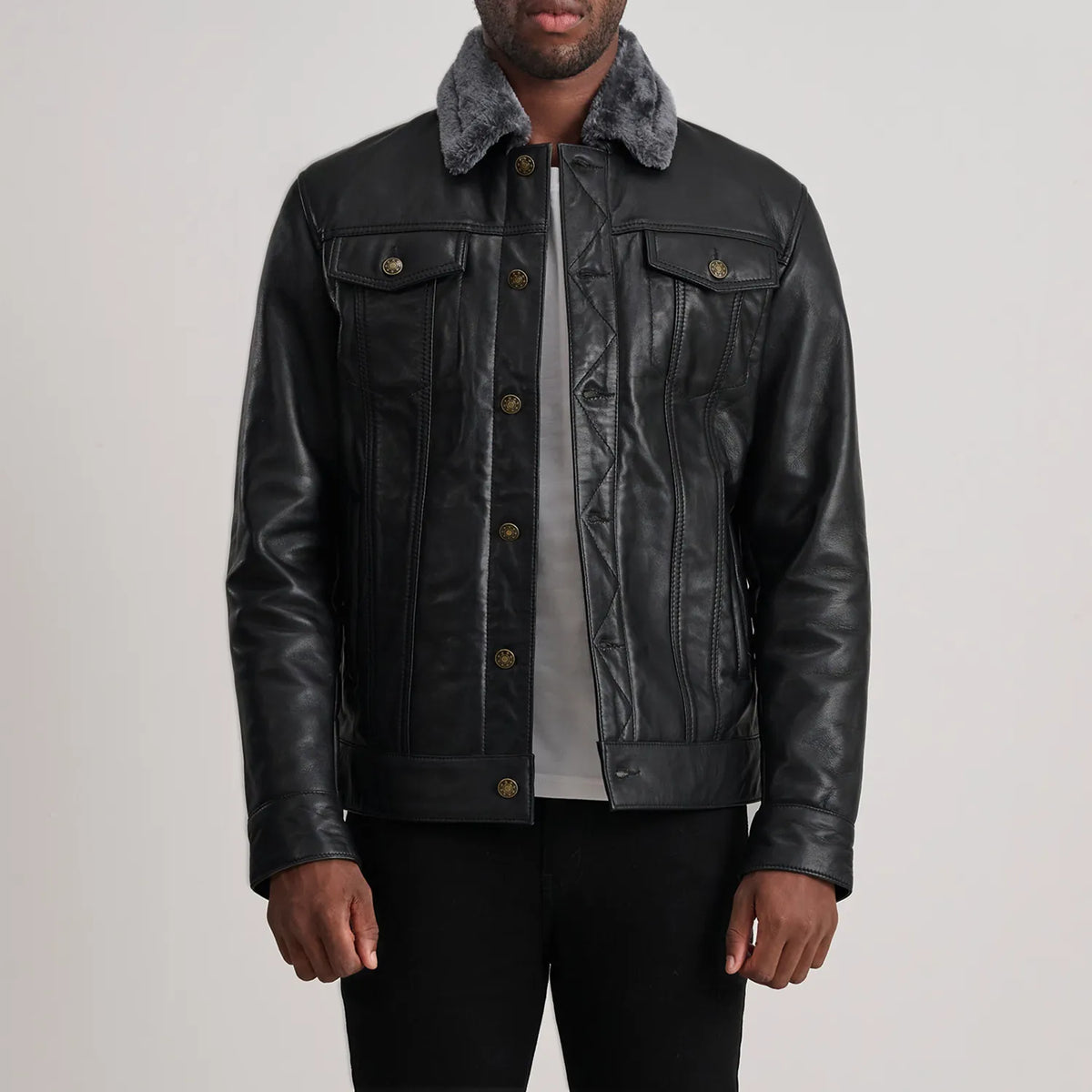 Dallis Zwart Leather Shearling Trucker Leren Jas voor Heren in Black Sheepskin Leather - Front Profile View &amp; Tailored Silhouette | Buy Online