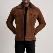 Dallis Bruin Suede Shearling Trucker Leren Jas voor Heren in Brown Goatskin Suede - Front Profile View &amp; Tailored Silhouette | Buy Online