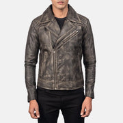 
Ambachtelijke zoomafwerking op Danny Quilted Brown Leather Biker Jacket