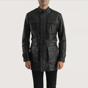 Close-Up Detail of High neck with Belt &amp; Snap button Hardware on Dolf Zwart Leren Jas voor Heren