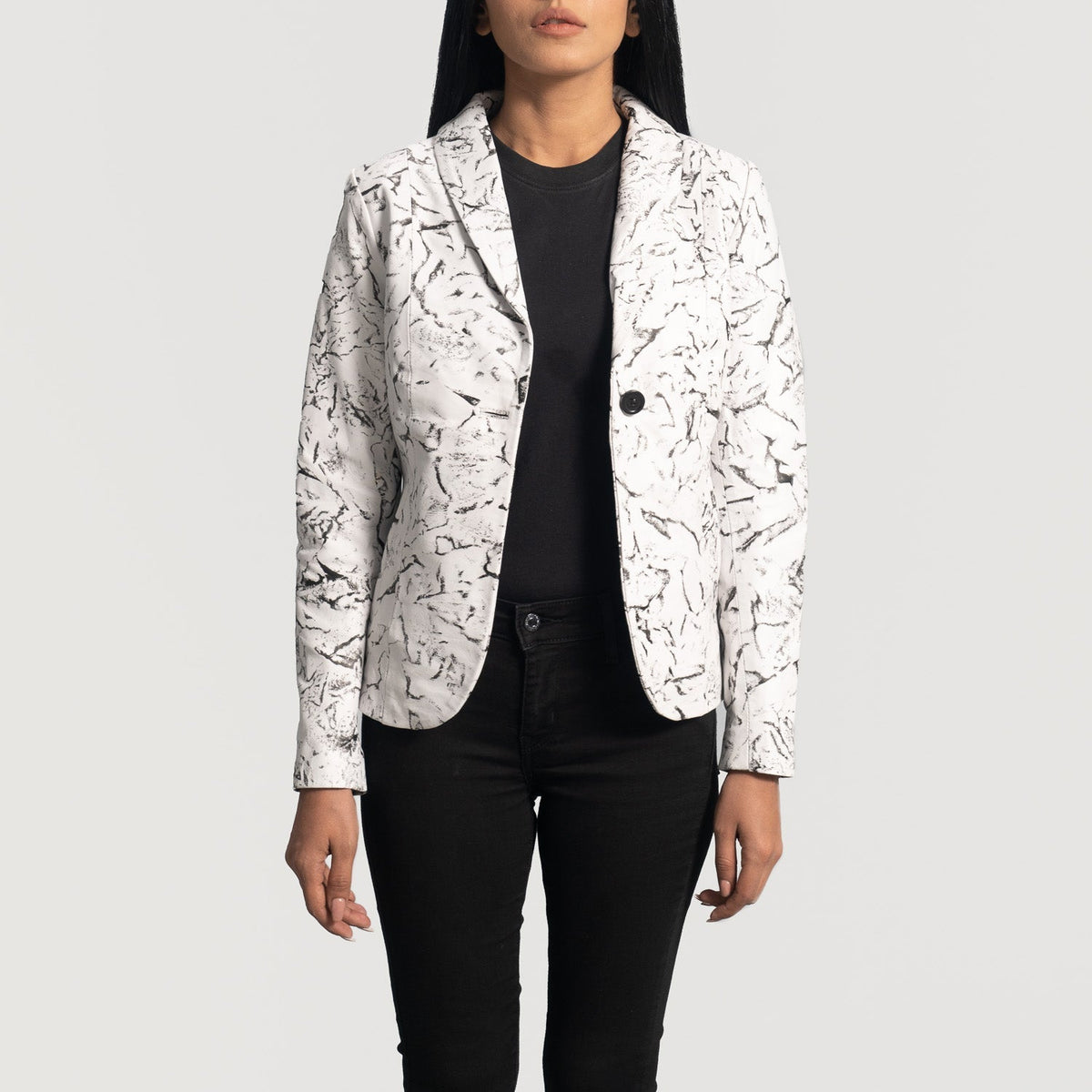 Women's Donna Blake White Leren Leren Blazer voor Dames - Lateral Side Profile View Showing Sleeve Cut &amp; Athletic Taper Fit