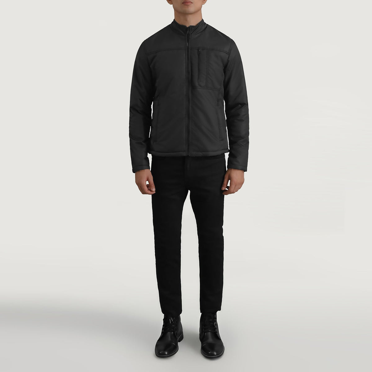 Elliot Zwart Lightweight Leren Jas voor Heren - Lateral Side Profile View Showing Sleeve Cut &amp; Athletic Taper Fit