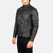 
Mocha Brown Goatskin Suede Biker Jacket - Achteraanzicht met getailleerde schouders & strakke zoom