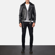 
Furton Black Leather Biker Jacket - Zijaanzicht met ergonomische mouwsnede