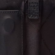Styled Fit Perspective of Glasses Case Maplewood voor Dames on Model - Natural Daylight Drape