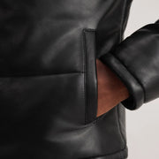
Binnenweergave Showing Polyester Lining & Twee functionele binnenzakken