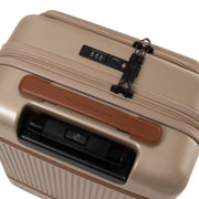 
Gedragen perspectief van Hand Luggage Suitcase Front Pocket Zuna voor Dames voor Dames op model - Natuurlijke valling bij daglicht