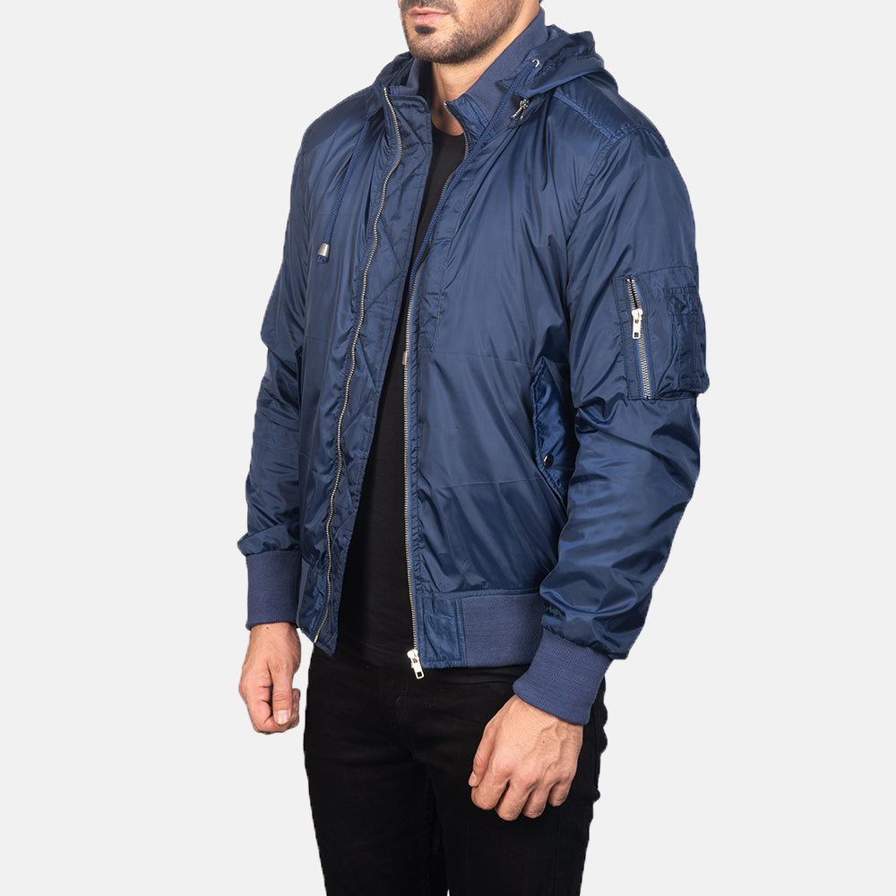 
Blue Nylon Bomber Jacket - Achteraanzicht met getailleerde schouders & strakke zoom